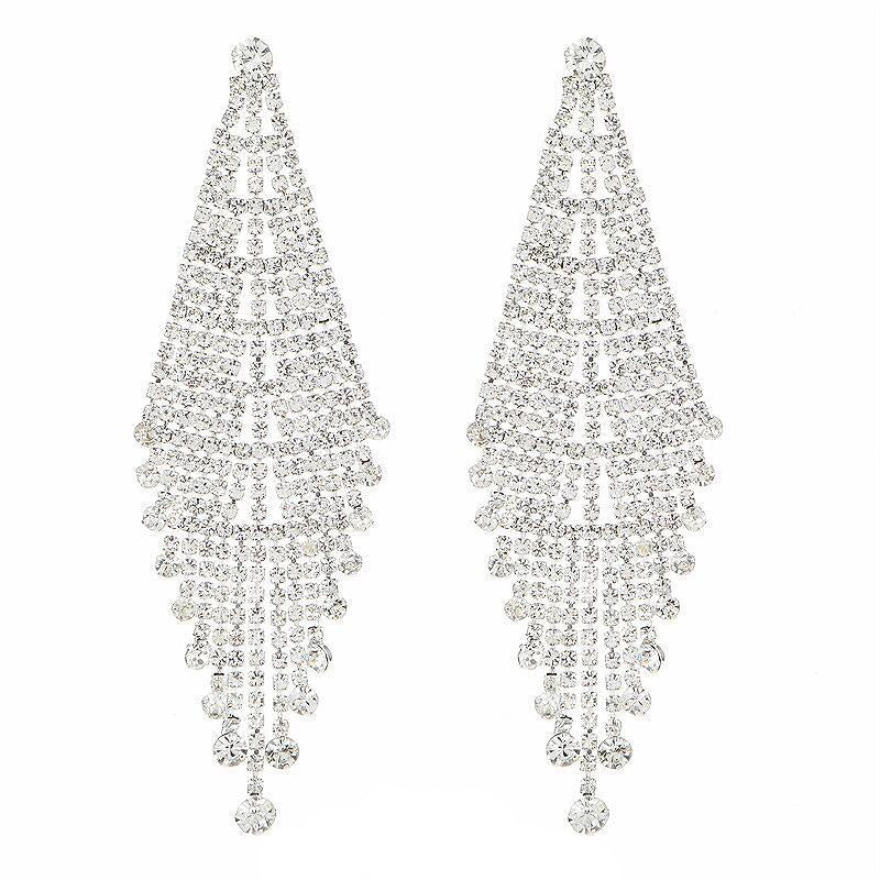 Women Exaggerating Tassel Earrings